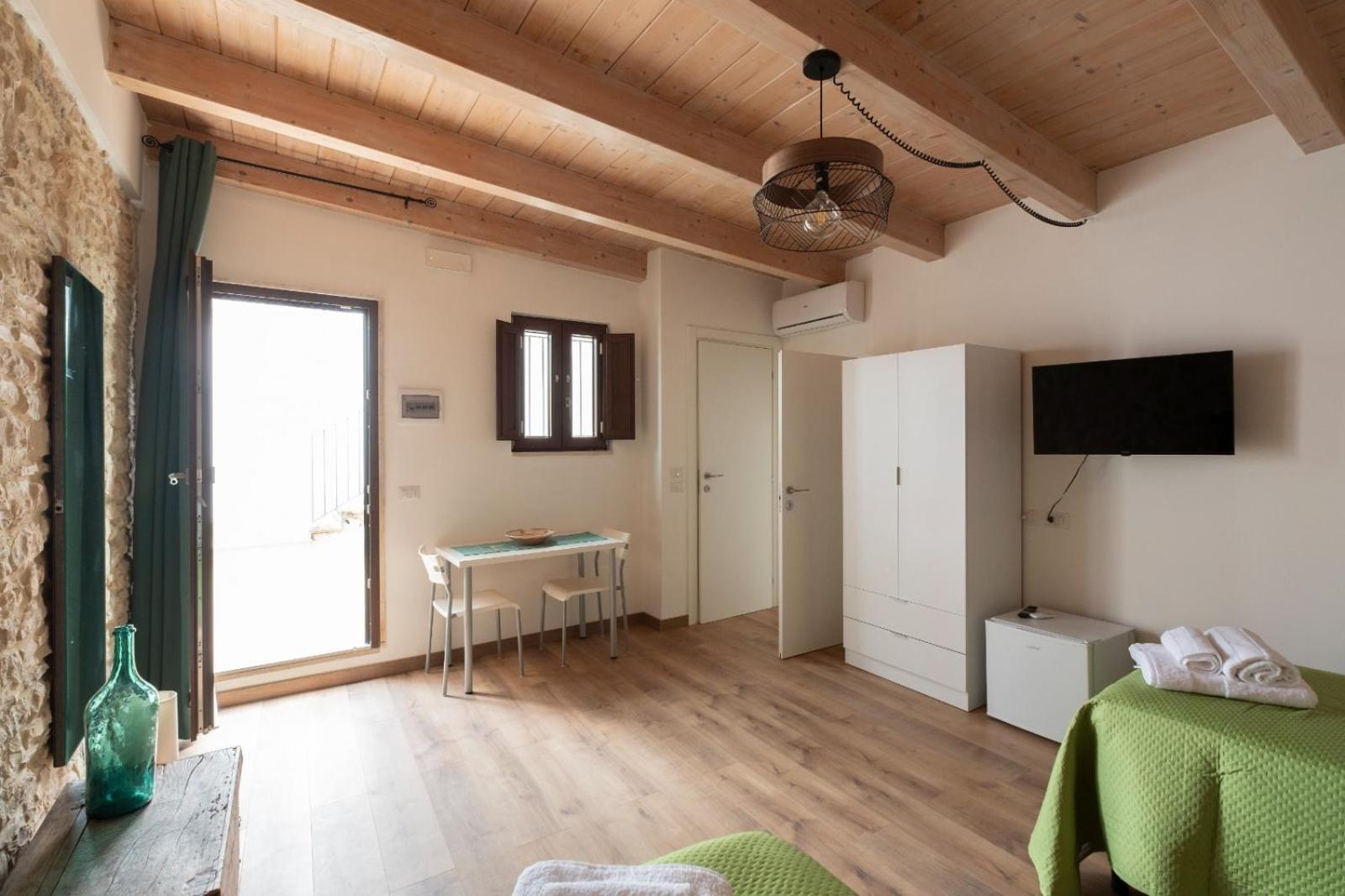 Hotel Palazzo Rizzi Dimora Dei Templari Bitetto Esterno foto