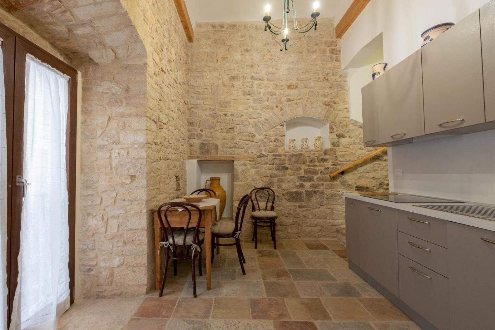 Hotel Palazzo Rizzi Dimora Dei Templari Bitetto Esterno foto